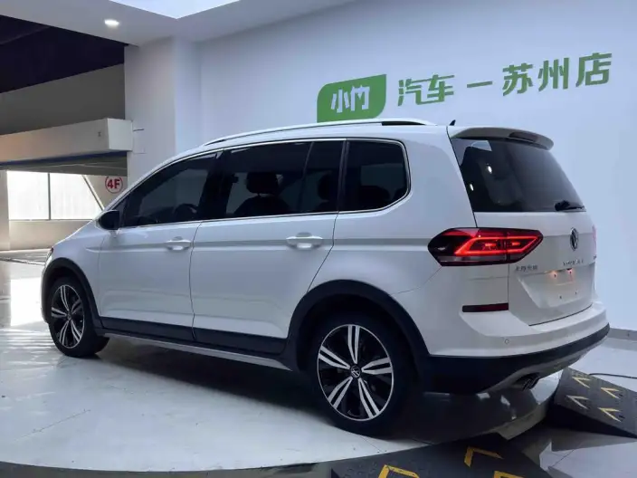 Volkswagen Touran L 2021 Model 280TSI DSG Extension Edition 7 seat – фото 5