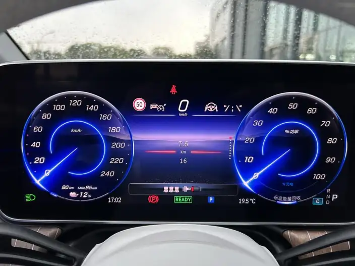 Mercedes-Benz EQE 2025 Model EQE 500 4MATIC Deluxe Edition – фото 9
