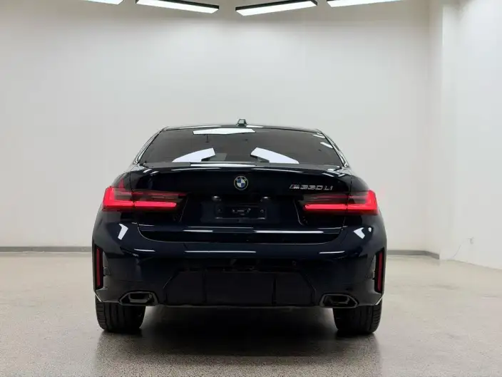 BMW 3 Series 2025 Model 330i M Sports Night Set – фото 5