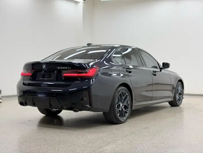 BMW 3 Series 2025 Model 330i M Sports Night Set – фото 6