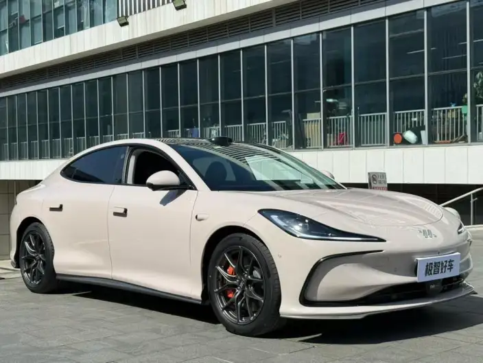 IM L6 2024 Model Max Standard Edition 75kWh