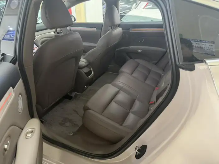 IM L6 2025 Model Max 74kWh – фото 10