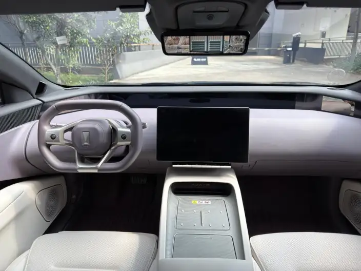 Avita 12 2025 Model Facelift Ultra Rear Drive Extended Range Edition – фото 10