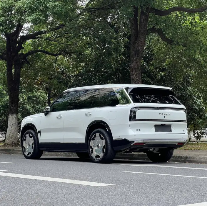 ZEEKR 9X 2025 Model Hyper Edition 70kWh VI seat – фото 5