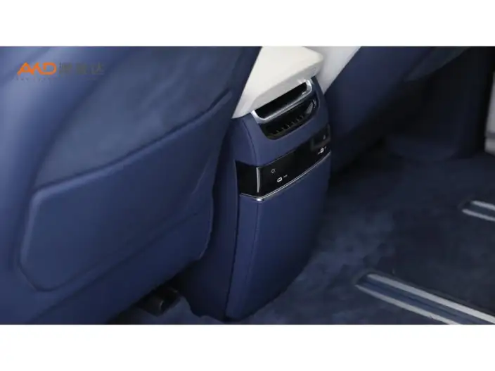 ZEEKR 009 2024 Model VI seat Executive Edition 4WD 108kWh – фото 5