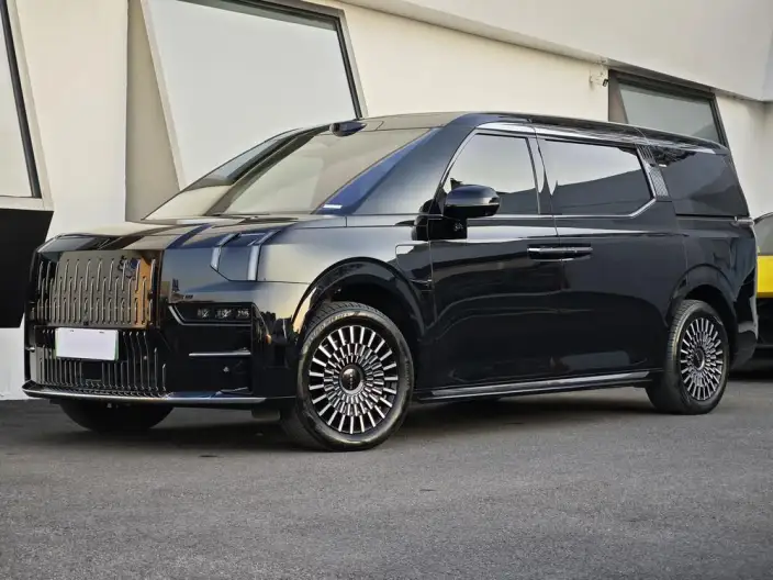 ZEEKR 009 2024 Model VI seat Executive Edition 4WD 108kWh