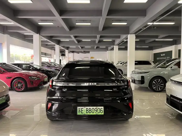 ZEEKR 001 2025 Model WE Edition 95kWh 4WD – фото 6