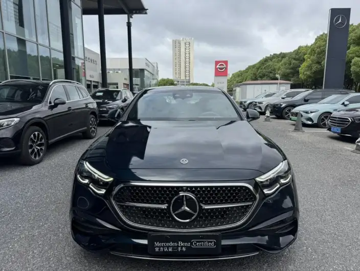 Mercedes-Benz E-Class PHEV 2024 Model E 350 e L sedan
