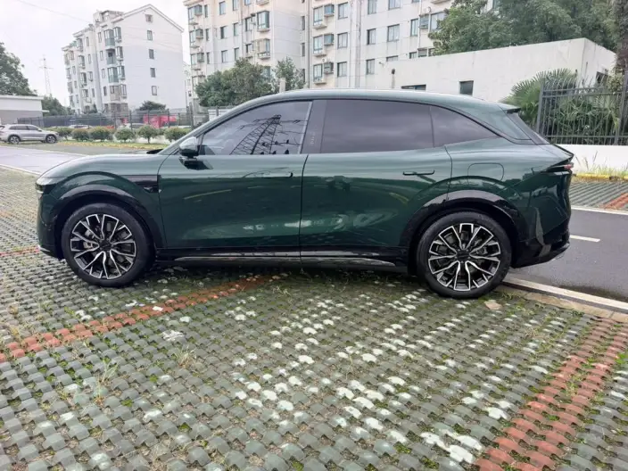 ZEEKR 7X 2025 Model 100kWh Long Battery Life Pro Rear Drive Smart Driving Edition