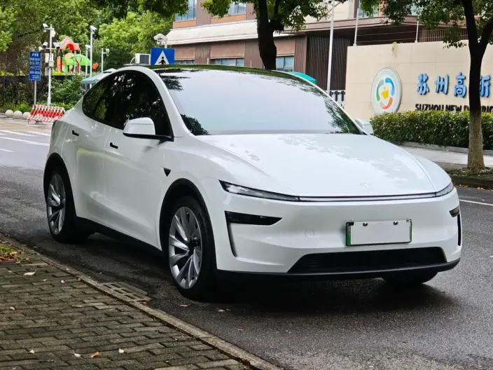 Model Y 2025 Model Long Battery Life Pro All-wheel drive version