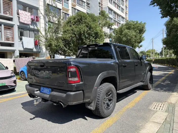 RAM 1500 Rev 2022 Model 6.2T Automatic 4WD 5 seat Parallel Imported – фото 5