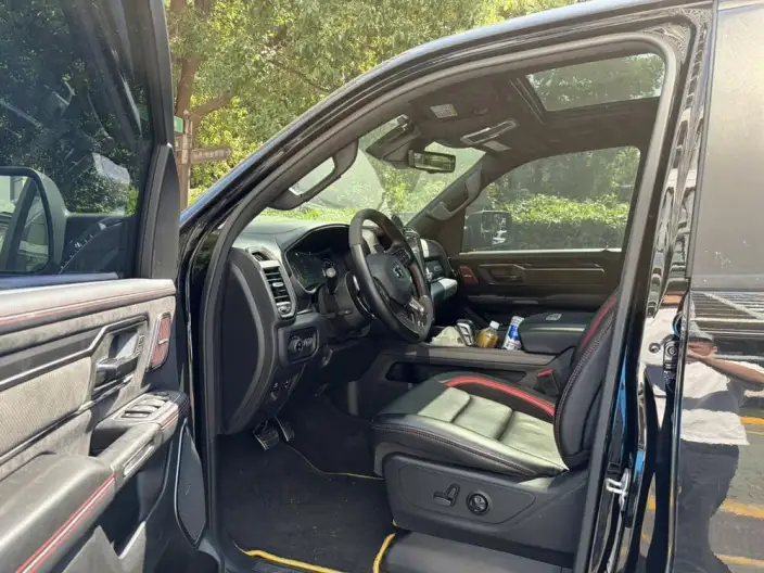 RAM 1500 Rev 2022 Model 6.2T Automatic 4WD 5 seat Parallel Imported – фото 8