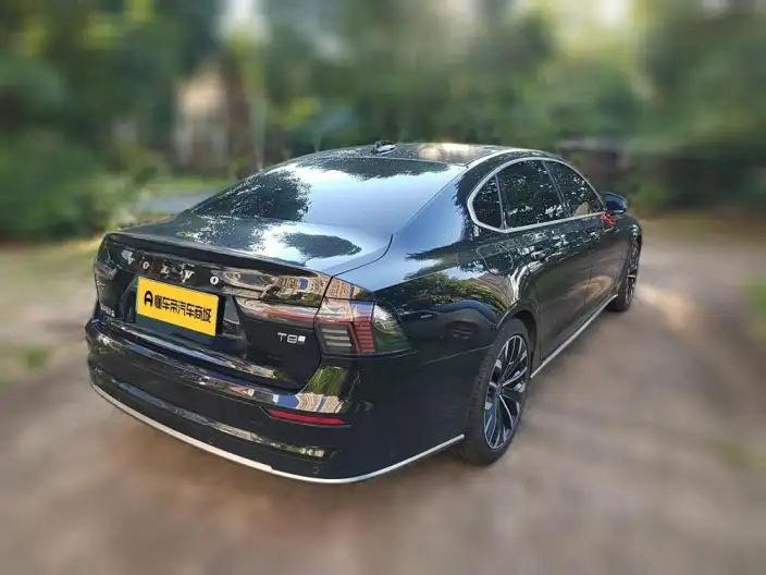 Volvo S90 PHEV 2026 Model T8 4WD Long Battery Life Pro Smart Elegance Deluxe Edition