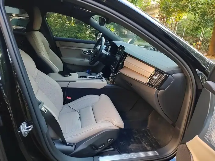 Volvo S90 PHEV 2026 Model T8 4WD Long Battery Life Pro Smart Elegance Deluxe Edition – фото 8