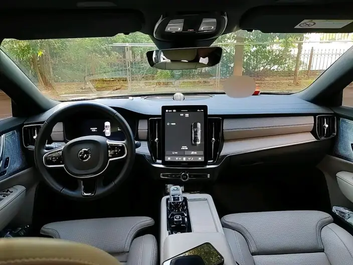 Volvo S90 PHEV 2026 Model T8 4WD Long Battery Life Pro Smart Elegance Deluxe Edition – фото 10