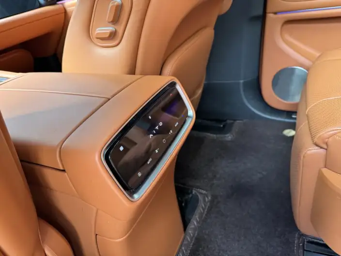 Aito M9 2024 Model Extended Range Max VI seat Edition – фото 9