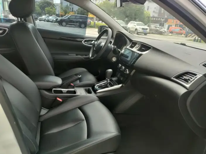 Nissan Sylphy 2024 Model Classic 1.6L XL CVT Deluxe Edition – фото 7
