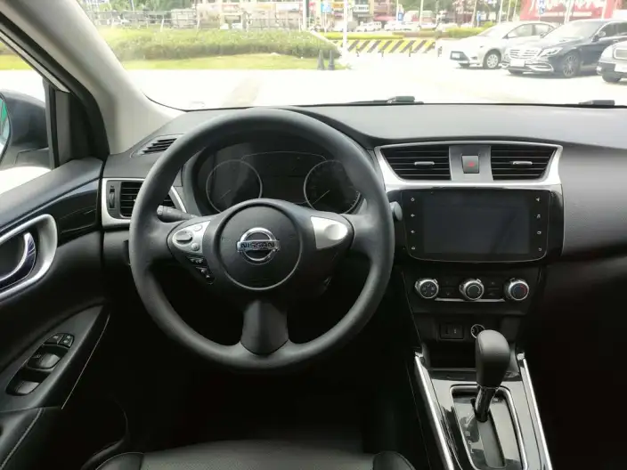Nissan Sylphy 2024 Model Classic 1.6L XL CVT Deluxe Edition – фото 9