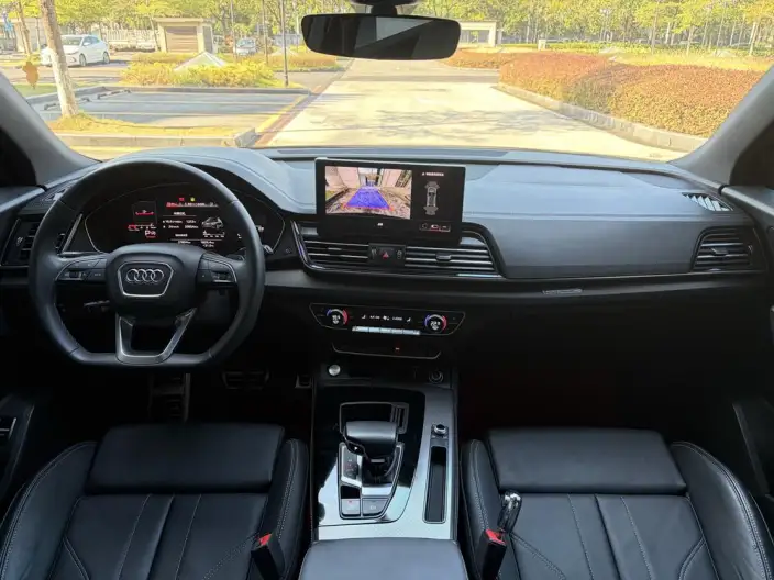 Audi Q5L 2024 Model 40TFSI Luxury Dynamic Model – фото 10