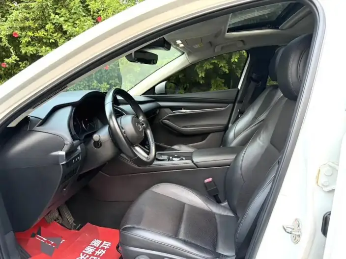 Mazda3 Axela 2022 Model 2.0L Automatic Zhi Ya Edition – фото 8