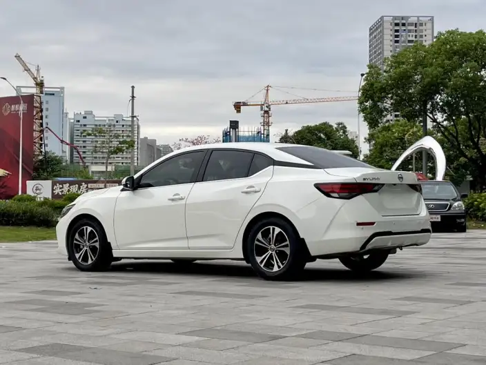 Nissan Sylphy 2022 Model 1.6L XL CVT Yuexiang Edition – фото 5