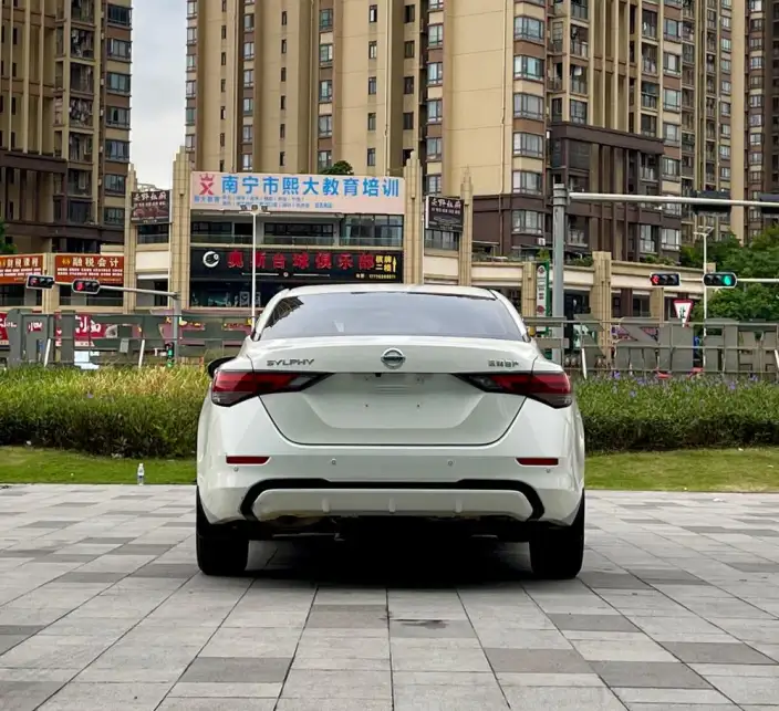 Nissan Sylphy 2022 Model 1.6L XL CVT Yuexiang Edition – фото 6