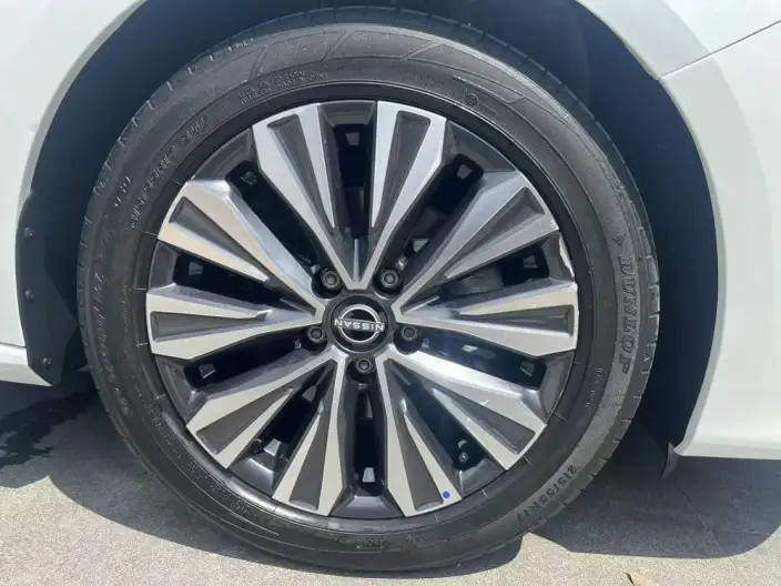 Nissan Teana 2022 Model 2.0L XL-TLS Yuexiang Edition – фото 9