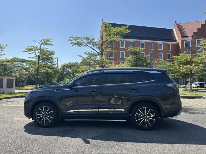 Chery Tiggo 8 PLUS 2022 Model 290TGDI DCT Luxury Xiang Edition +
