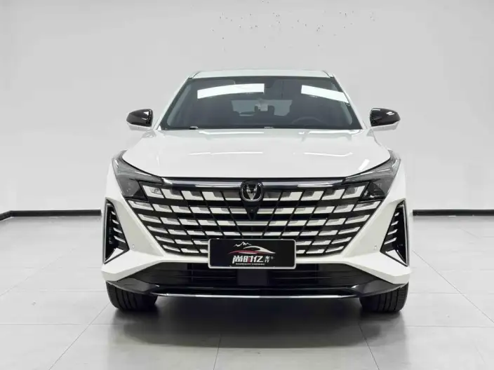 Changan UNI-Z 2025 Model 1.5T DCT Noble Model