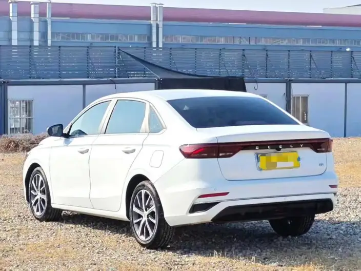 Geely Emgrand 2023 Model No. 4 Gen Champion Edition 1.5L CVT Flagship Model – фото 4