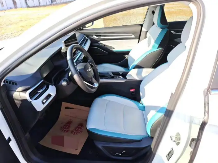 Geely Emgrand 2023 Model No. 4 Gen Champion Edition 1.5L CVT Flagship Model – фото 8