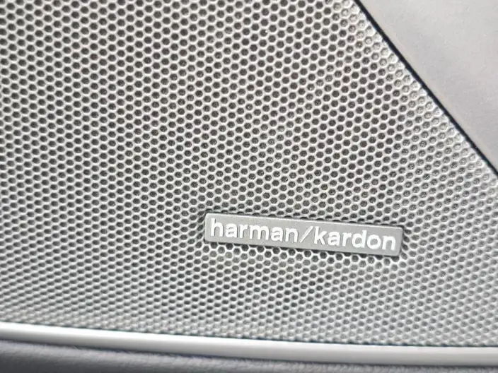 BMW 3 Series 2023 Model 325i M Sports Night Set – фото 10