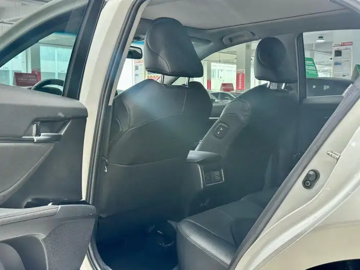 Toyota Camry 2021 Model 2.5G Deluxe Edition – фото 10
