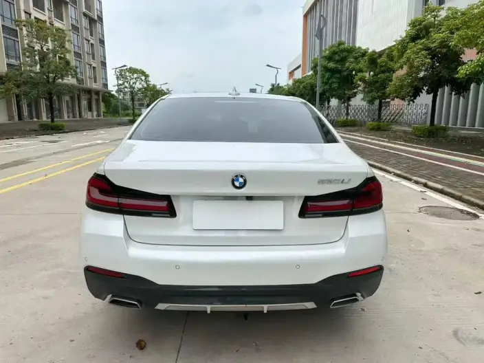 BMW 5 Series 2023 Model 530Li Exclusive Model M Sports Set – фото 3