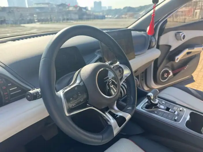 BYD Yuan PLUS 2022 Model 510KM Zunrong Model – фото 8