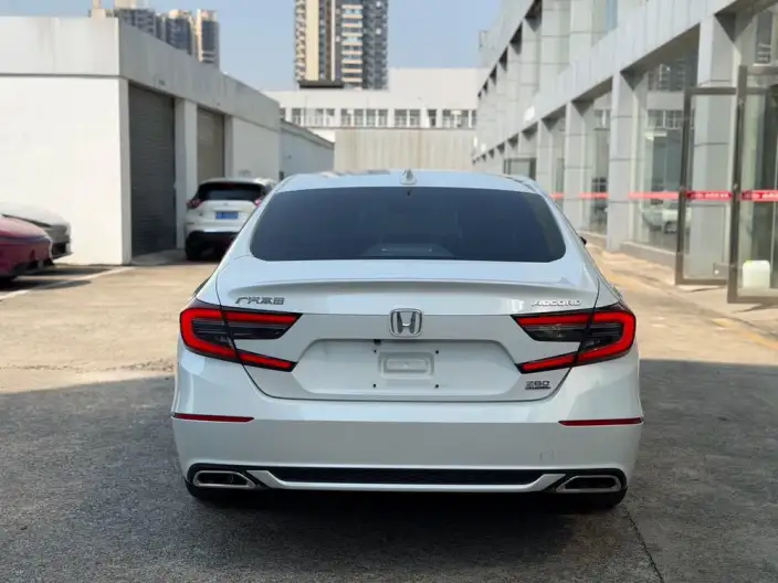 Honda Accord 2022 Model 260TURBO Deluxe Edition – фото 5