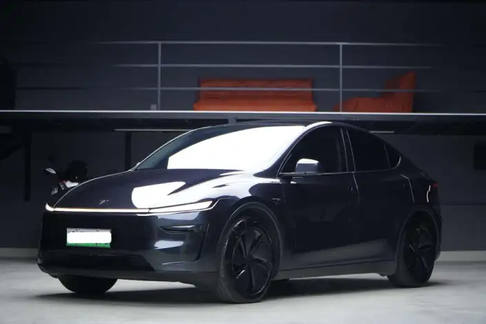 Model Y 2025 Model Rear-wheel drive version