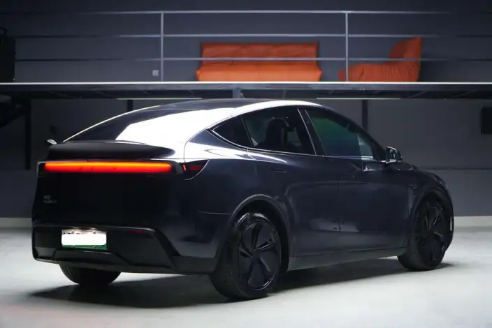 Model Y 2025 Model Rear-wheel drive version