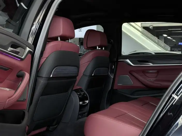 BMW 5 Series 2023 Model 530Li Exclusive Model M Sports Set – фото 9