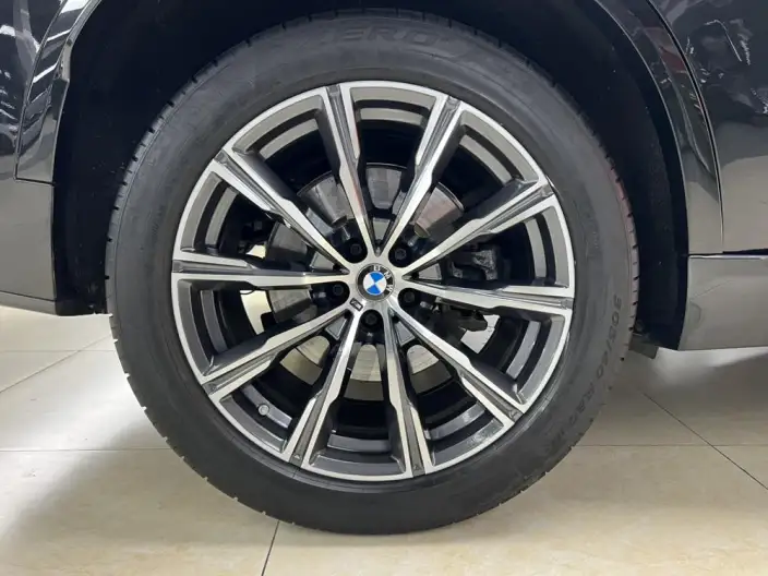 BMW X5 2022 Model Facelift xDrive 30Li Exclusive Model M Sports Set – фото 6