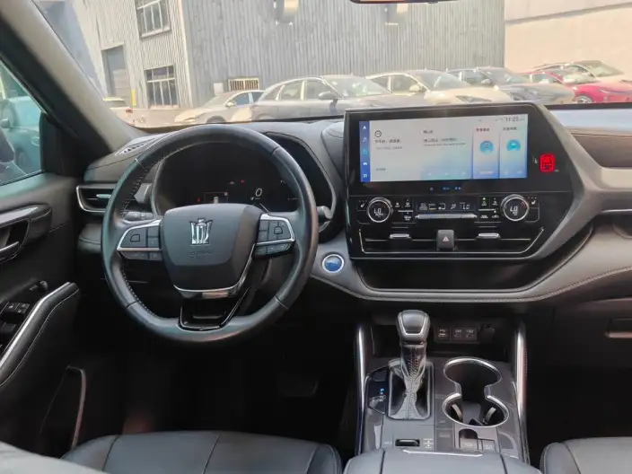 Crown Kluger 2021 Model 2.5L HEV 4WD Premium Edition – фото 10