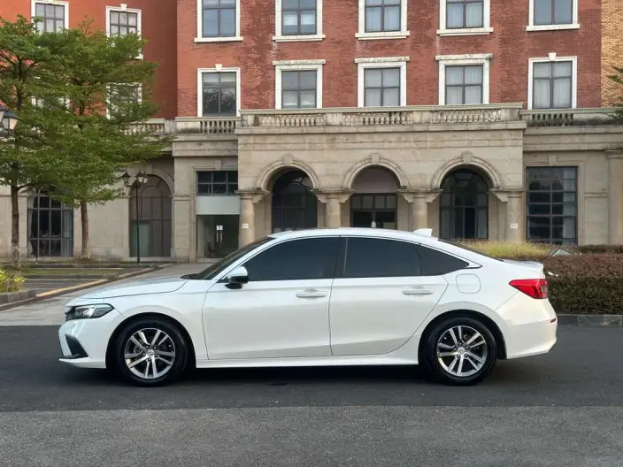 Honda Civic 2023 Model 240TURBO CVT Momentum Edition