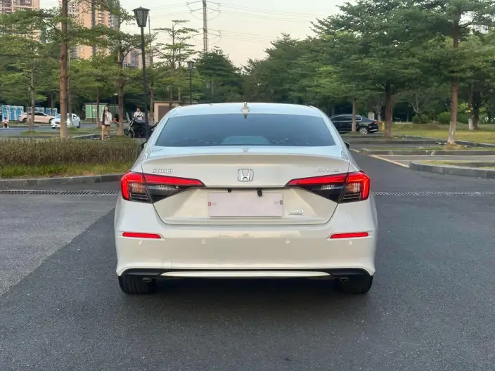 Honda Civic 2023 Model 240TURBO CVT Momentum Edition – фото 6
