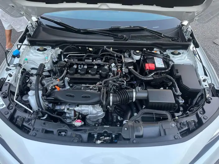 Honda Civic 2023 Model 240TURBO CVT Momentum Edition – фото 8