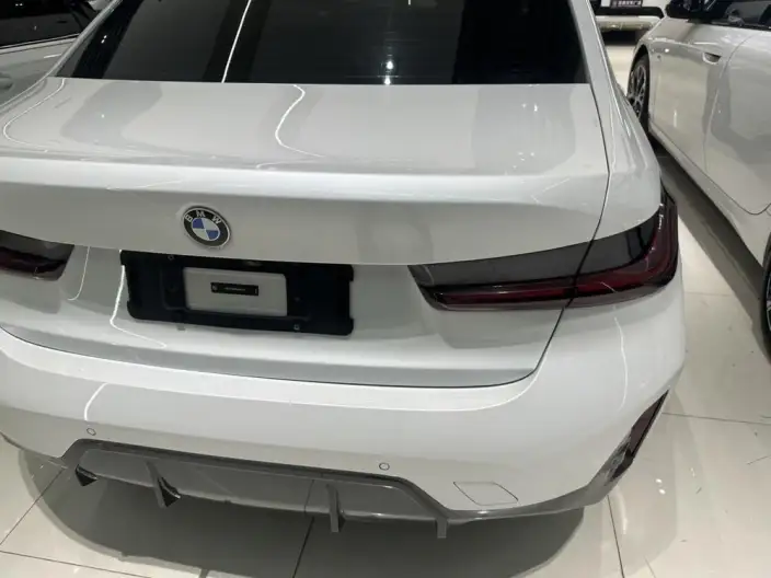 BMW 3 Series 2024 Model 2.0T Automatic Rear Drive 5 seat – фото 9