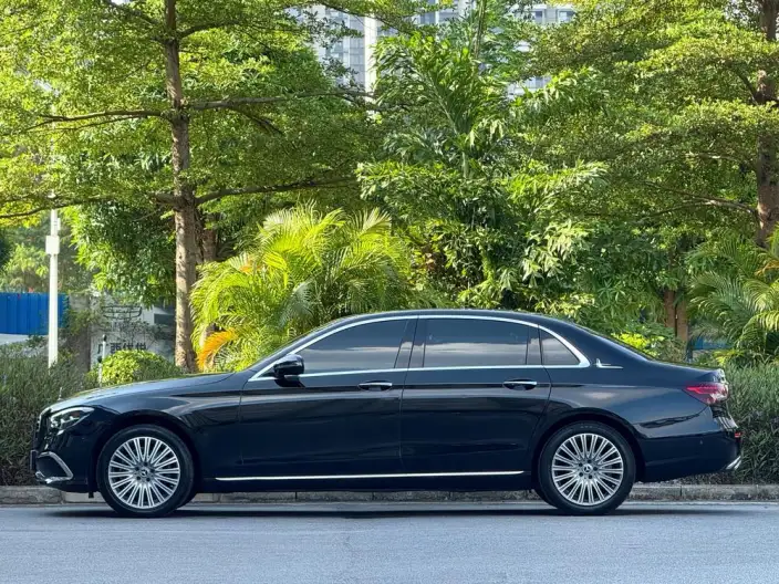 Mercedes-Benz E-Class 2022 Model Facelift E 300 L Fashion Model sedan – фото 3