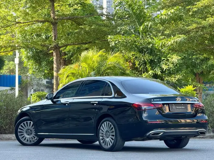 Mercedes-Benz E-Class 2022 Model Facelift E 300 L Fashion Model sedan – фото 4