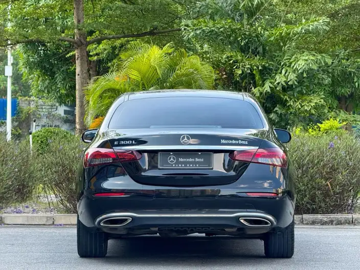 Mercedes-Benz E-Class 2022 Model Facelift E 300 L Fashion Model sedan – фото 5