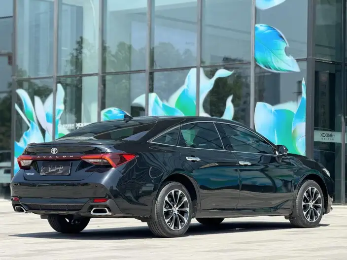 Toyota Avalon 2023 Model 2.5L Automatic Deluxe Edition – фото 6