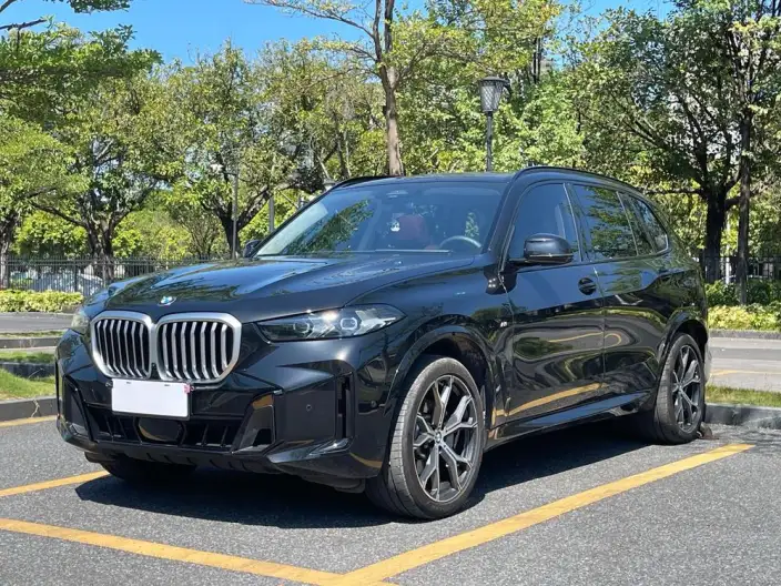 BMW X5 2025 Model xDrive30Li Exclusive Model M Sports Night Set